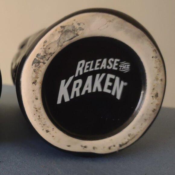 Kraken Rum Tiki Ceramic Octopus Cups - Picture 4 of 6